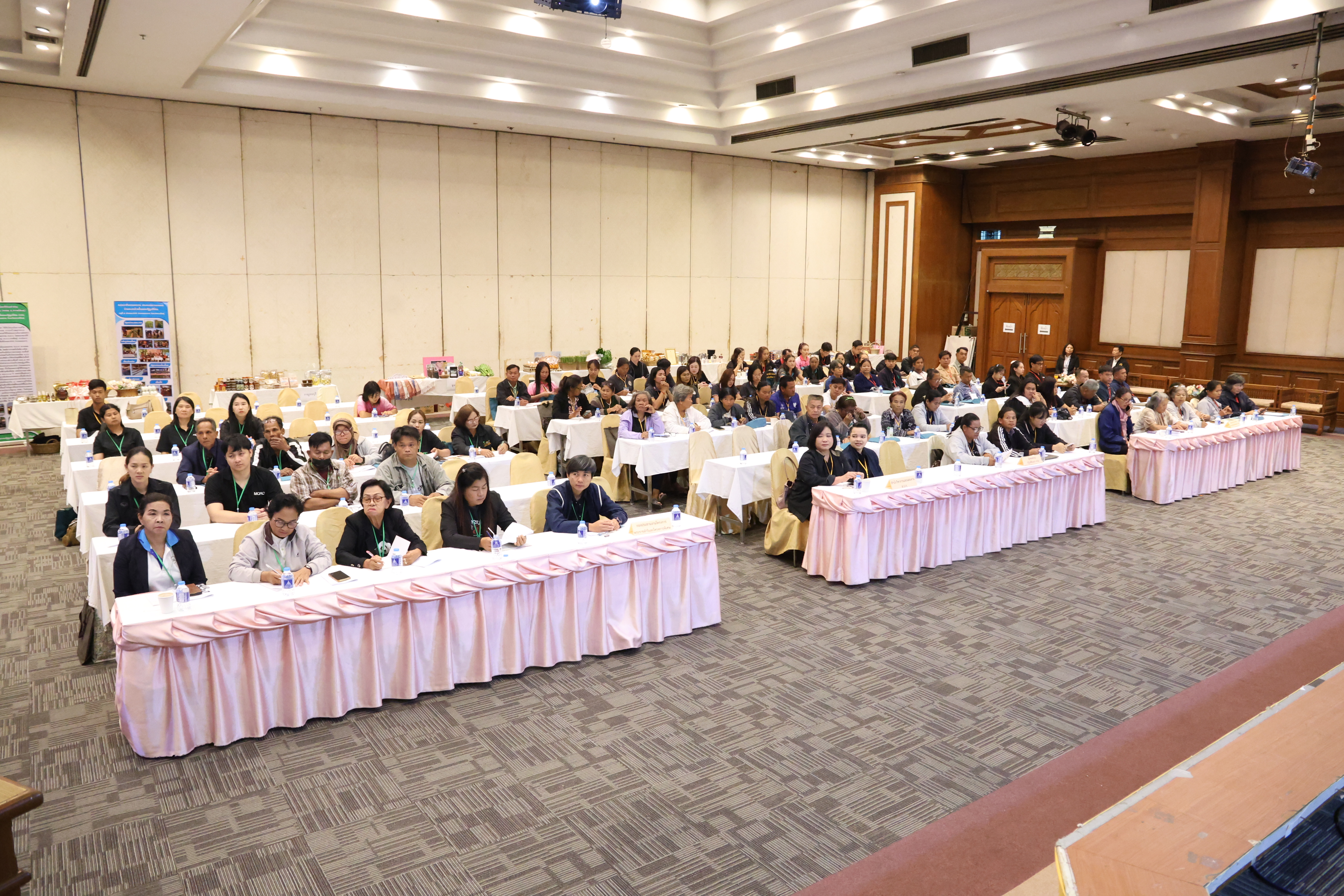 title - รองเลขาธิการ ส.ป.ก. เปิดสัมมนาเชิงปฏิบัติการพัฒนาผู้นำสถาบันเกษตรกรเครือข่าย คทช. ส.ป.ก.